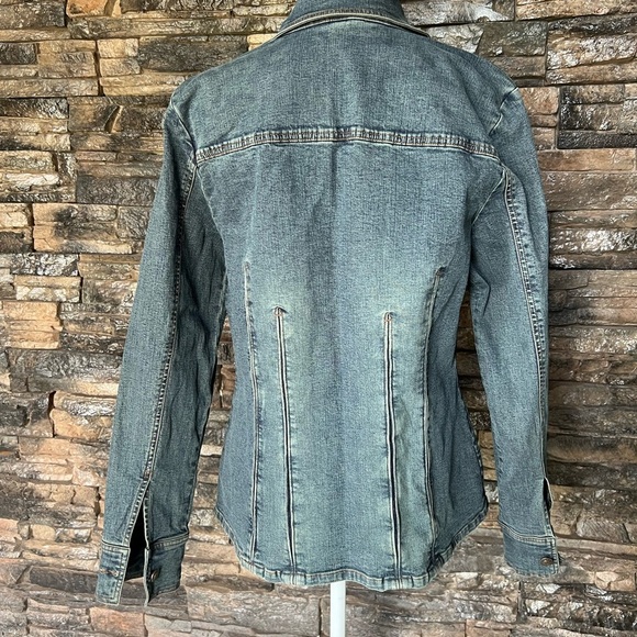 Ellen Tracy Blue Jean Jacket Classic Design - Picture 3 of 13